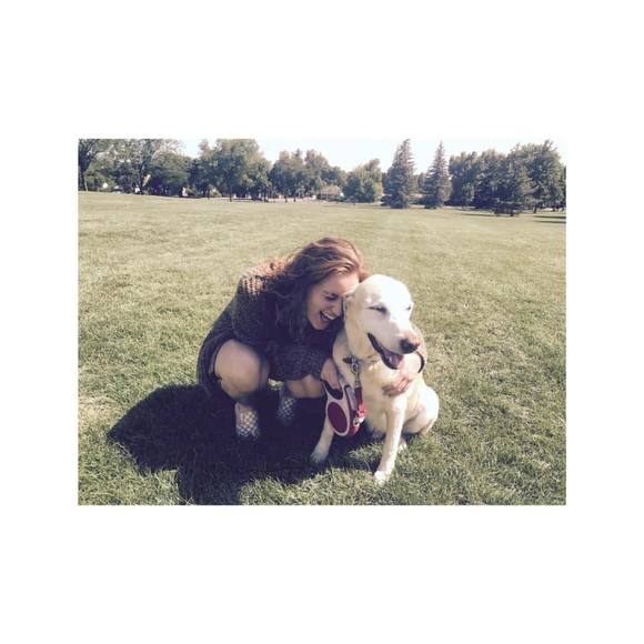 Meet your Posher, Malynda - Picture 1 of 1